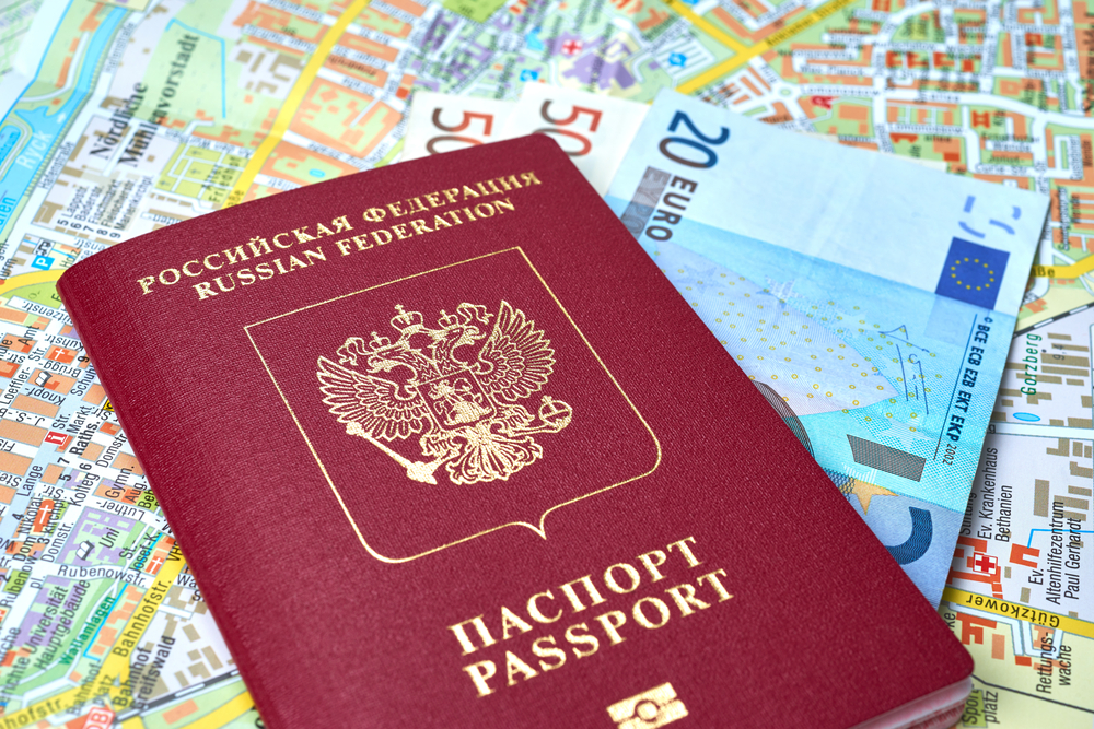 Виза в Черногорию для россиян 2026 — въезд, ВНЖ, безвиз