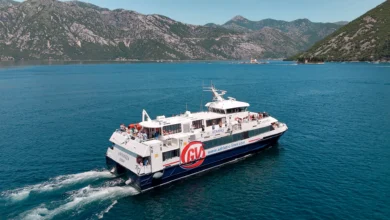 Паромное сообщение между Будвой, Котором и Дубровником в Адриатическом море