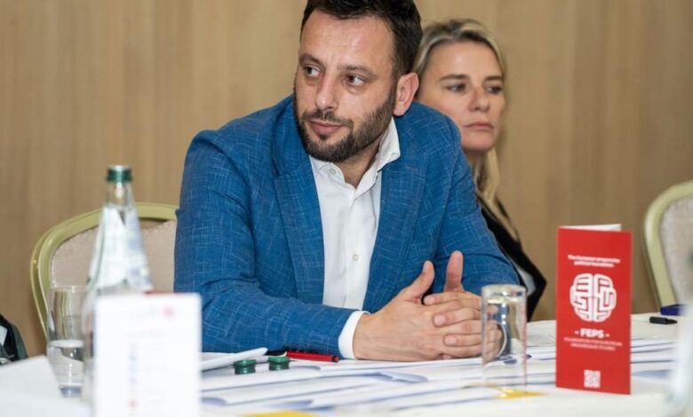 Портрет советника ЕС Чазима Лисичича, который прокомментировал резкий рост цен на продукты в Черногории.