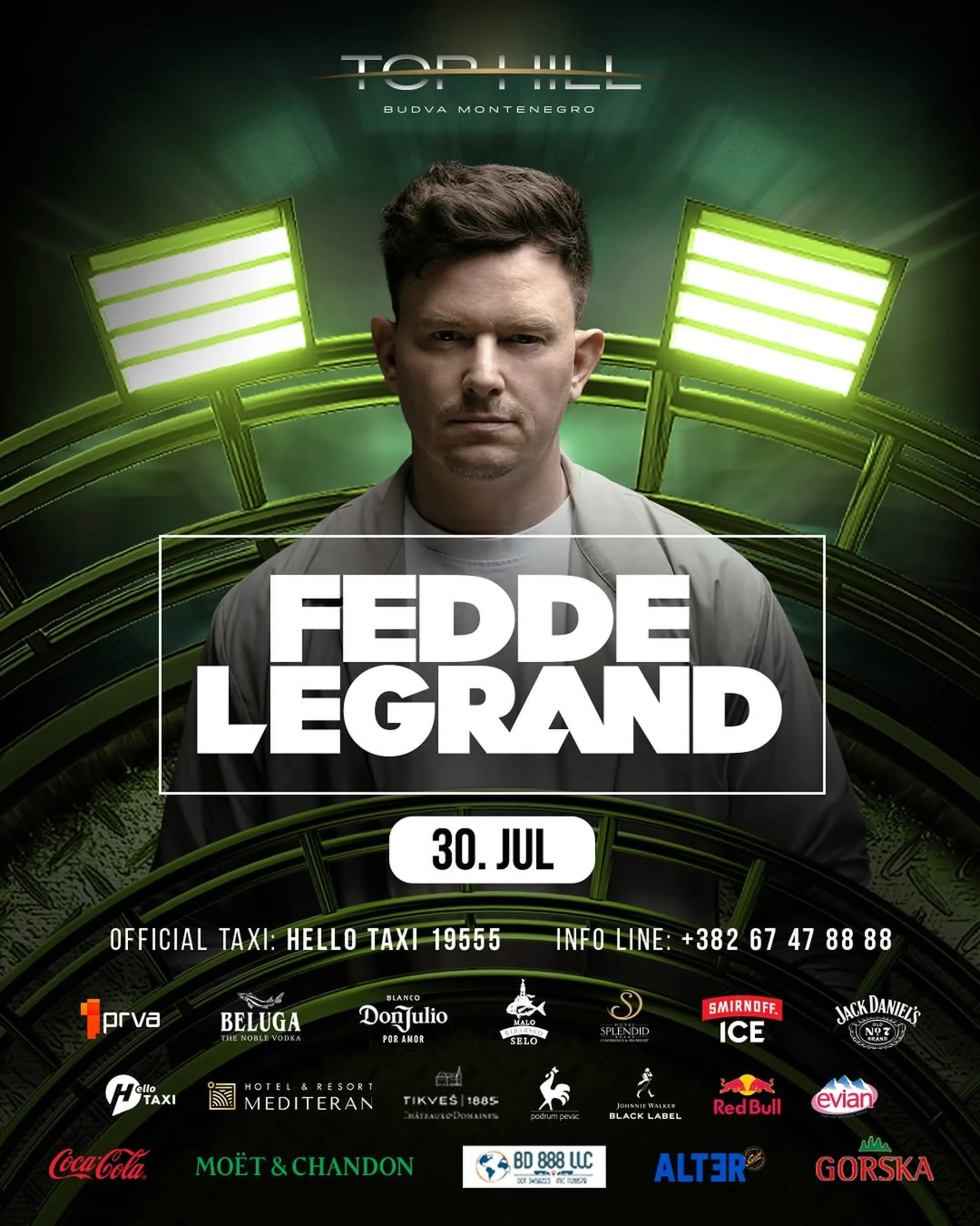 Fedde Le Grand в Будве выступает на сцене клуба Top Hill