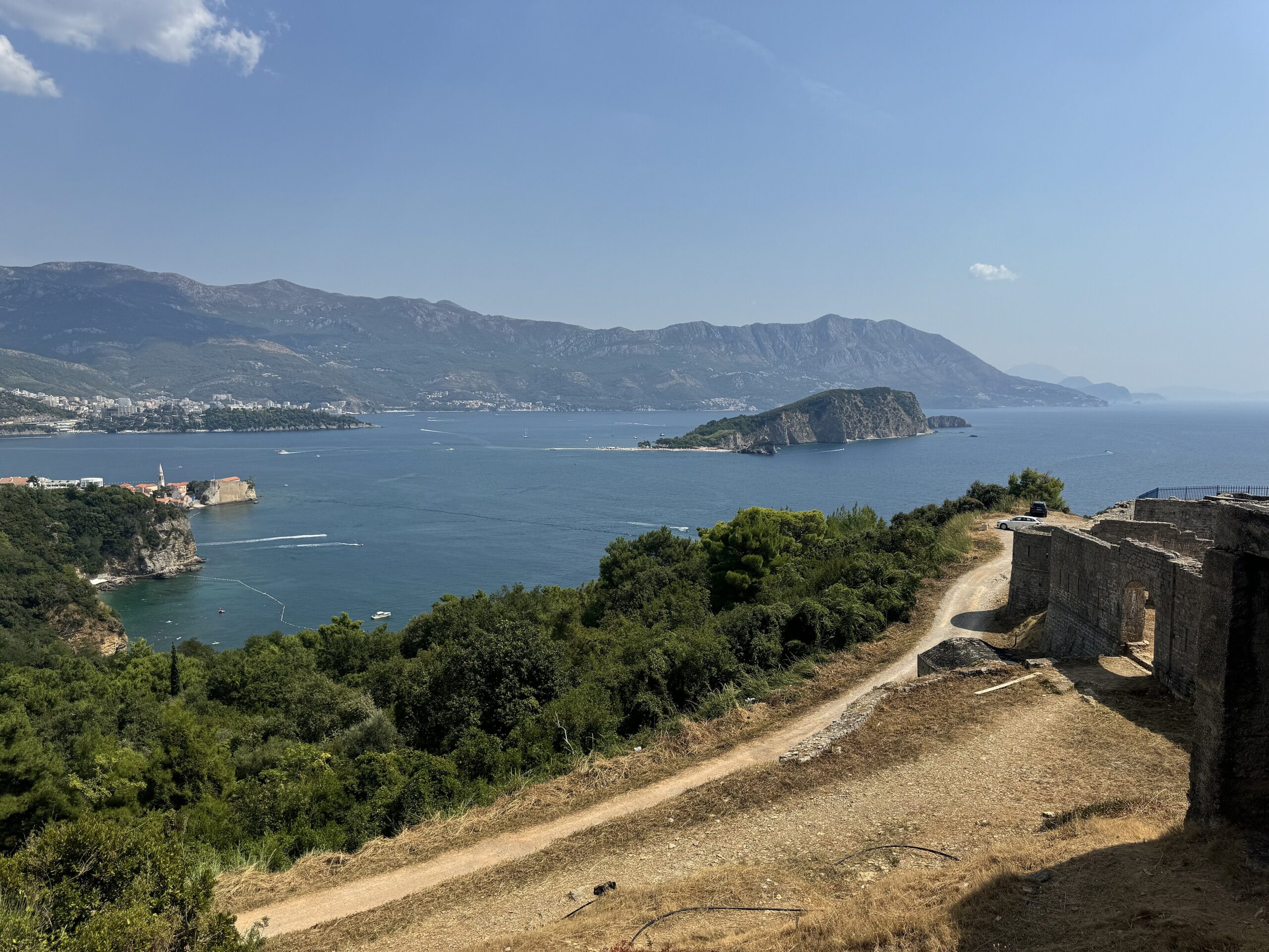 Вид на море с батареи Могрен